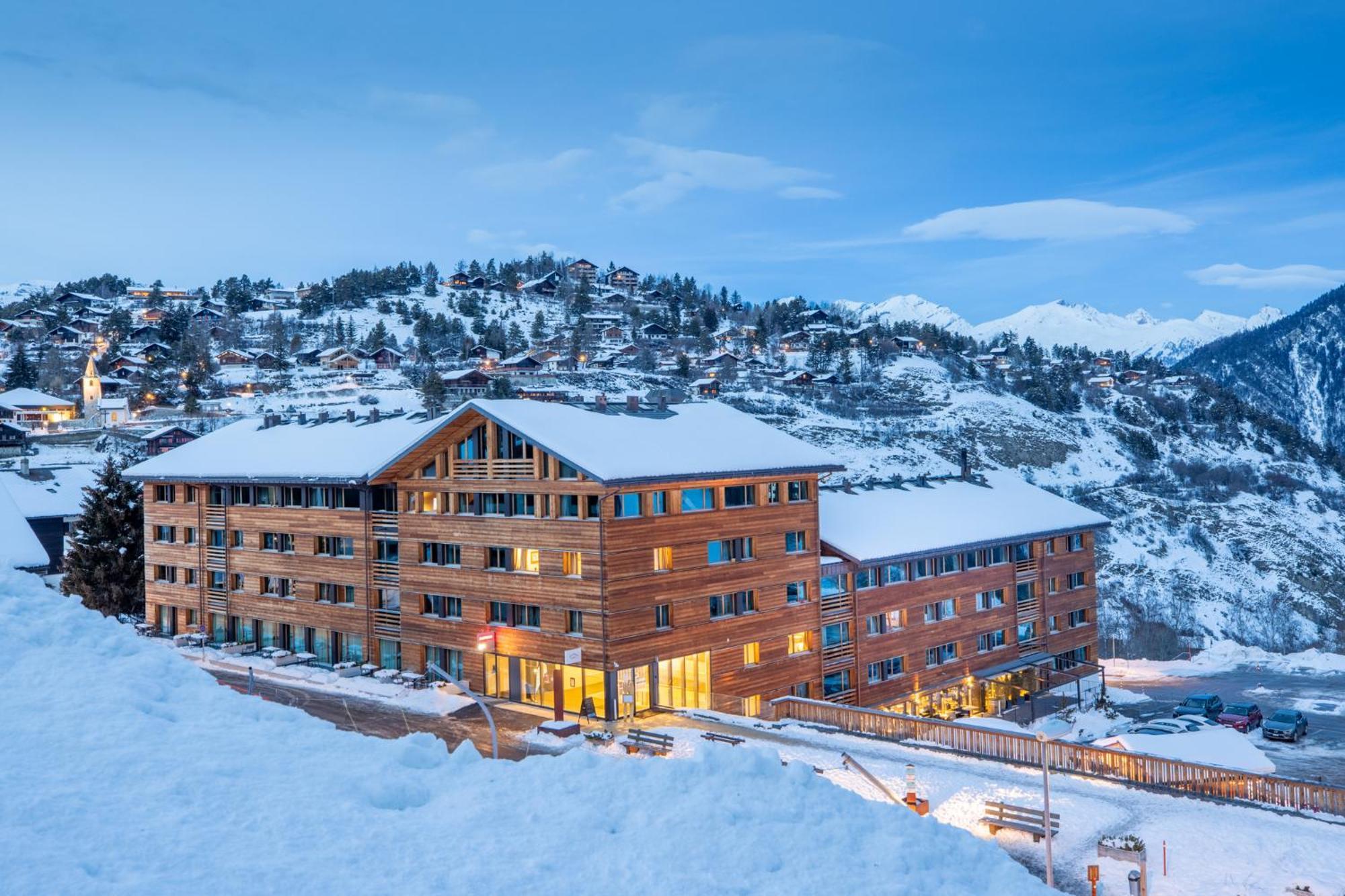 Swisspeak Resorts Vercorin Exterior foto